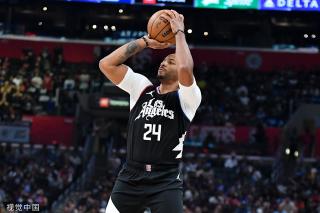 进攻见长的 进攻见长的