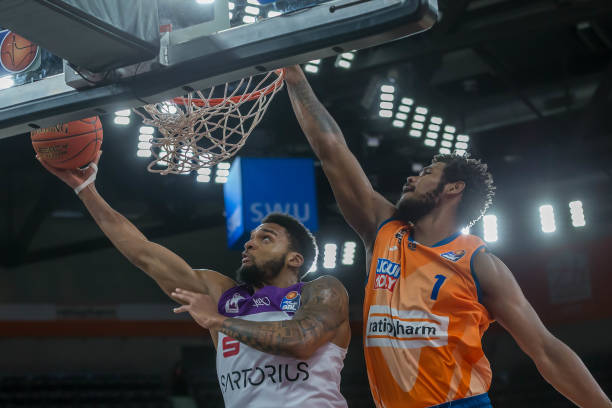 在超高温高 在超高温高