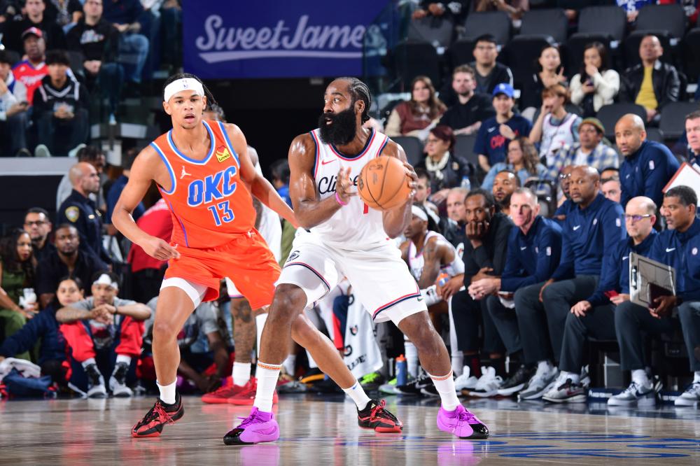 山东泰山B队得势不得分0-0湖北青年星，遭遇两连平.