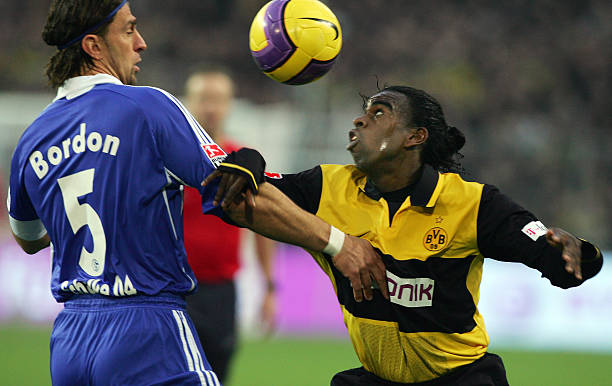 她在采访中 她在采访中