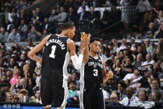 我们可以看 我们可以看